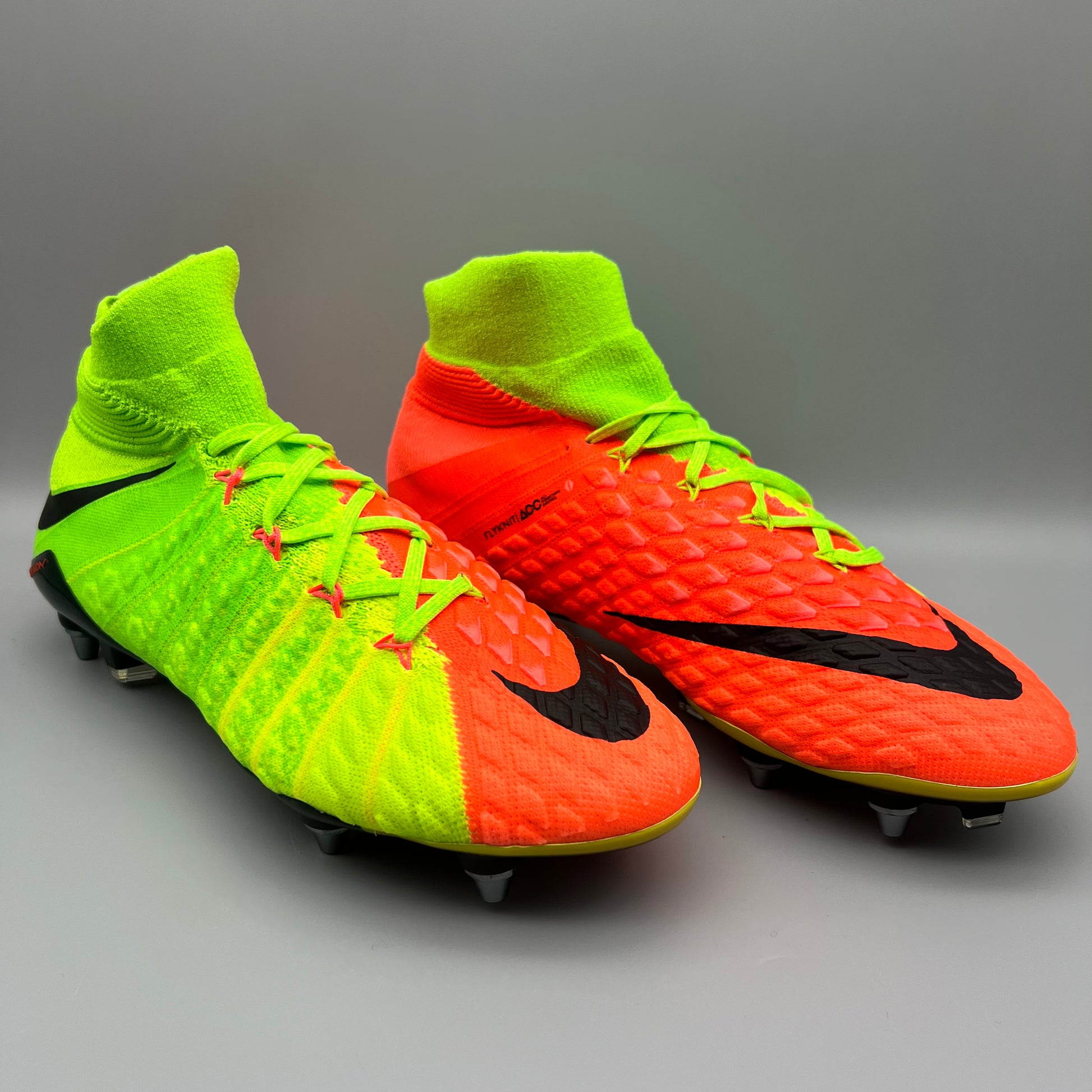 Nike hypervenom hotsell online shopping